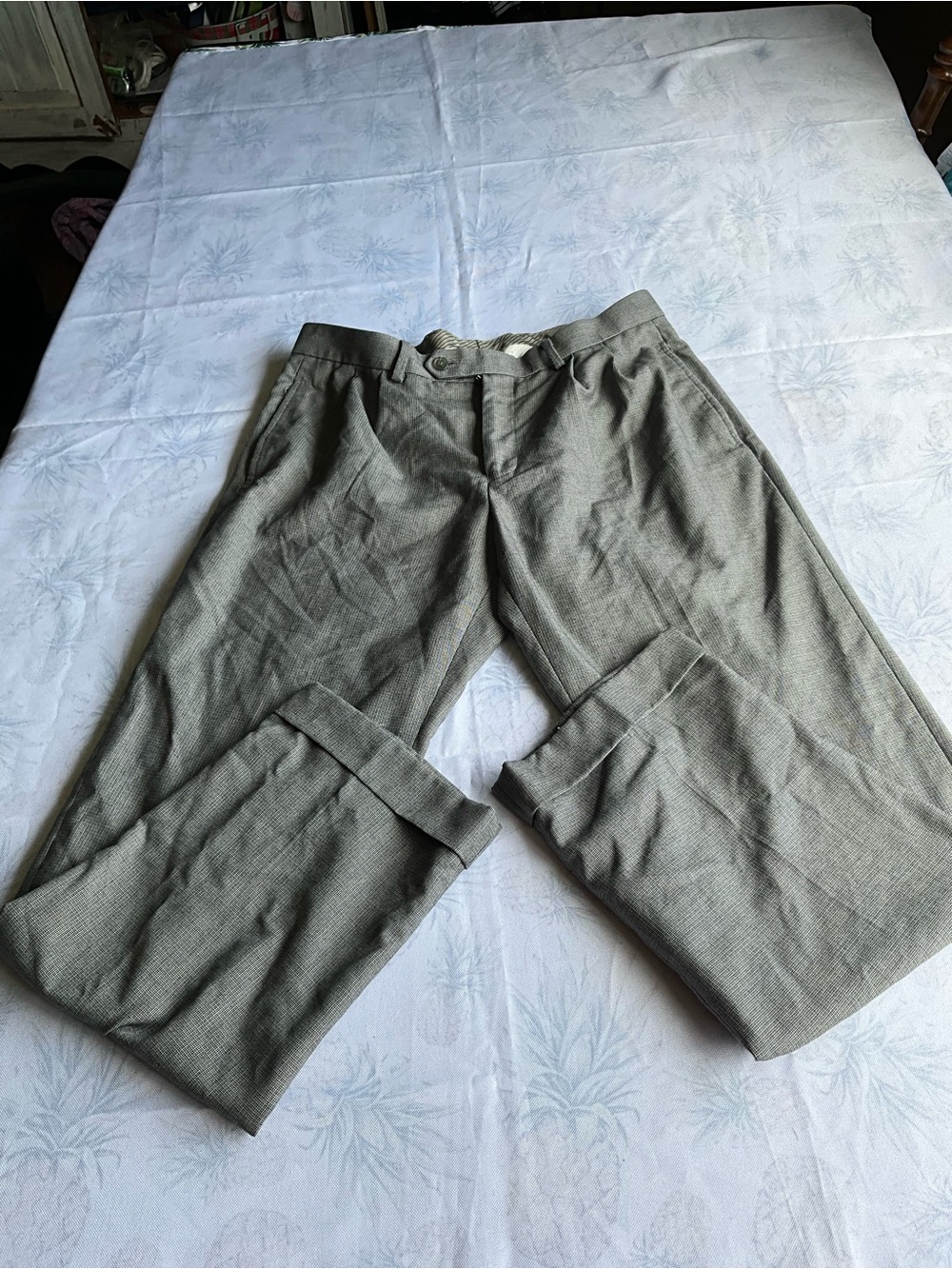 Men’s size 32 LAUREN dress pants
